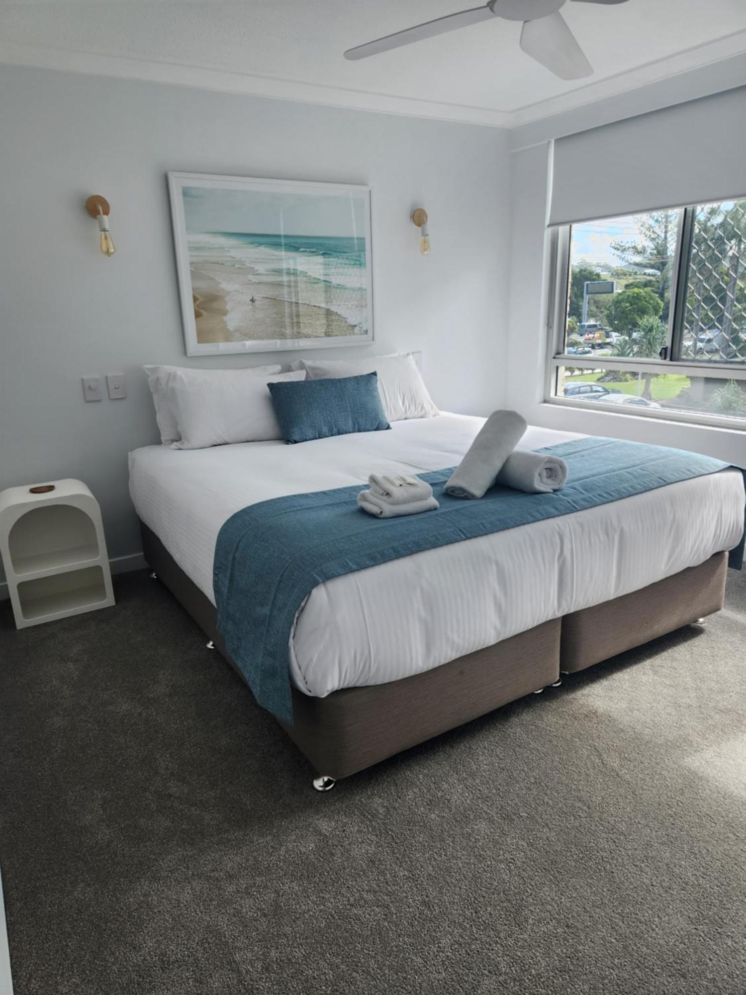 غولد كوست Pacific Surf Absolute Beachfront Apartments المظهر الخارجي الصورة