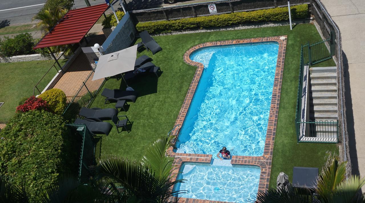 غولد كوست Pacific Surf Absolute Beachfront Apartments المظهر الخارجي الصورة