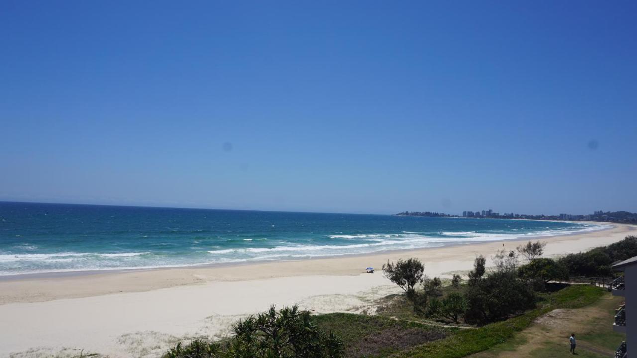 غولد كوست Pacific Surf Absolute Beachfront Apartments المظهر الخارجي الصورة