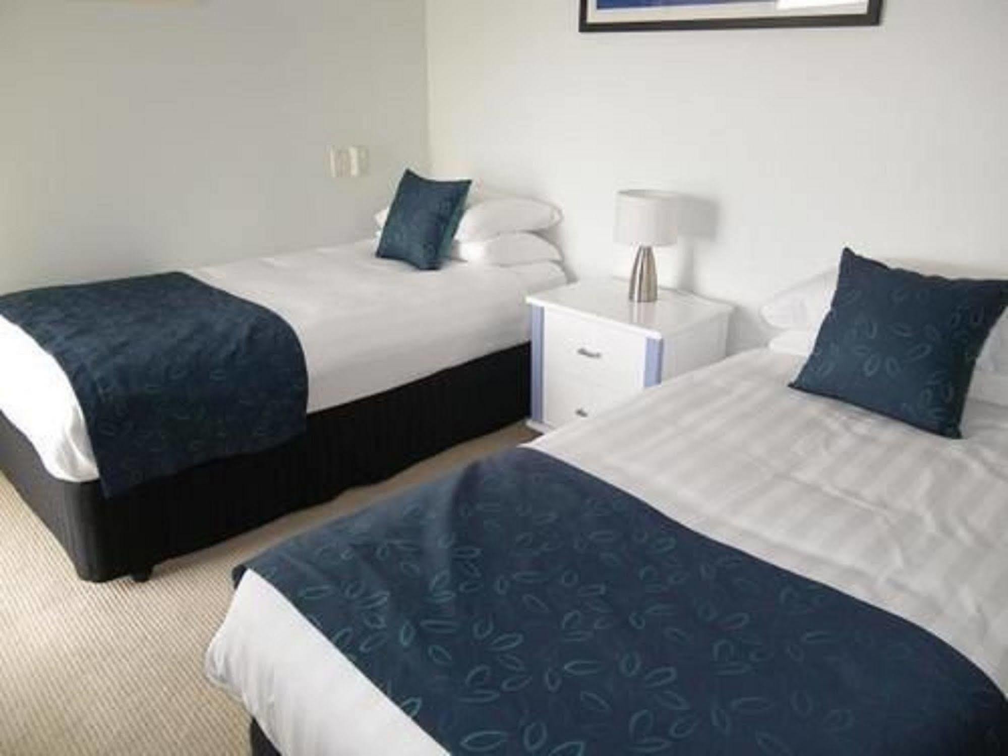 غولد كوست Pacific Surf Absolute Beachfront Apartments المظهر الخارجي الصورة
