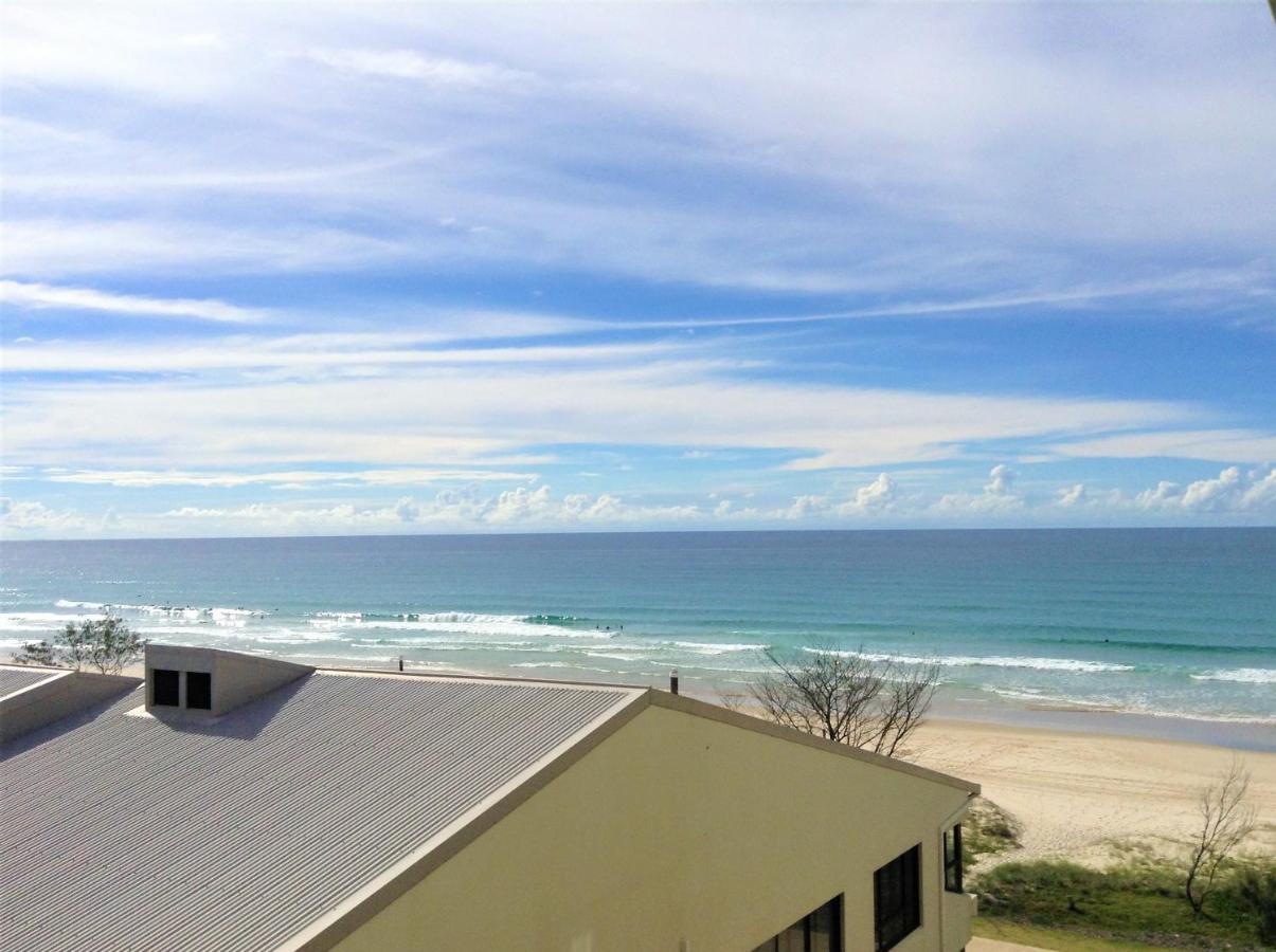 غولد كوست Pacific Surf Absolute Beachfront Apartments المظهر الخارجي الصورة